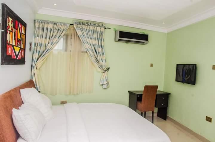 Ben Auto Hotel Lagos Zewnętrze zdjęcie