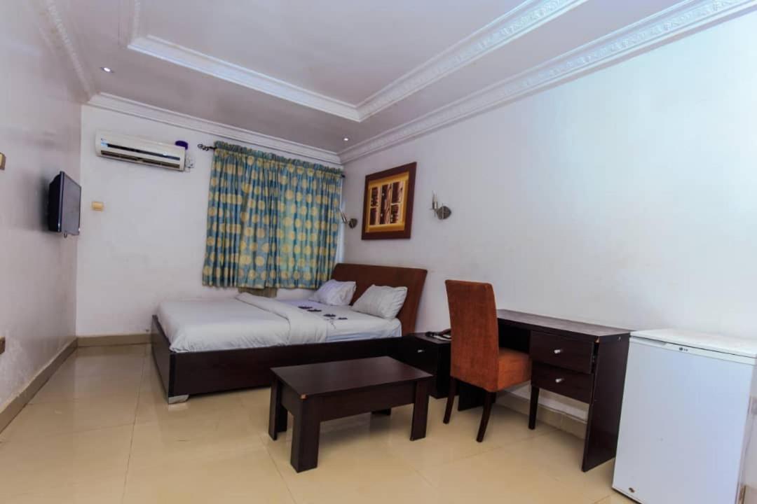 Ben Auto Hotel Lagos Zewnętrze zdjęcie