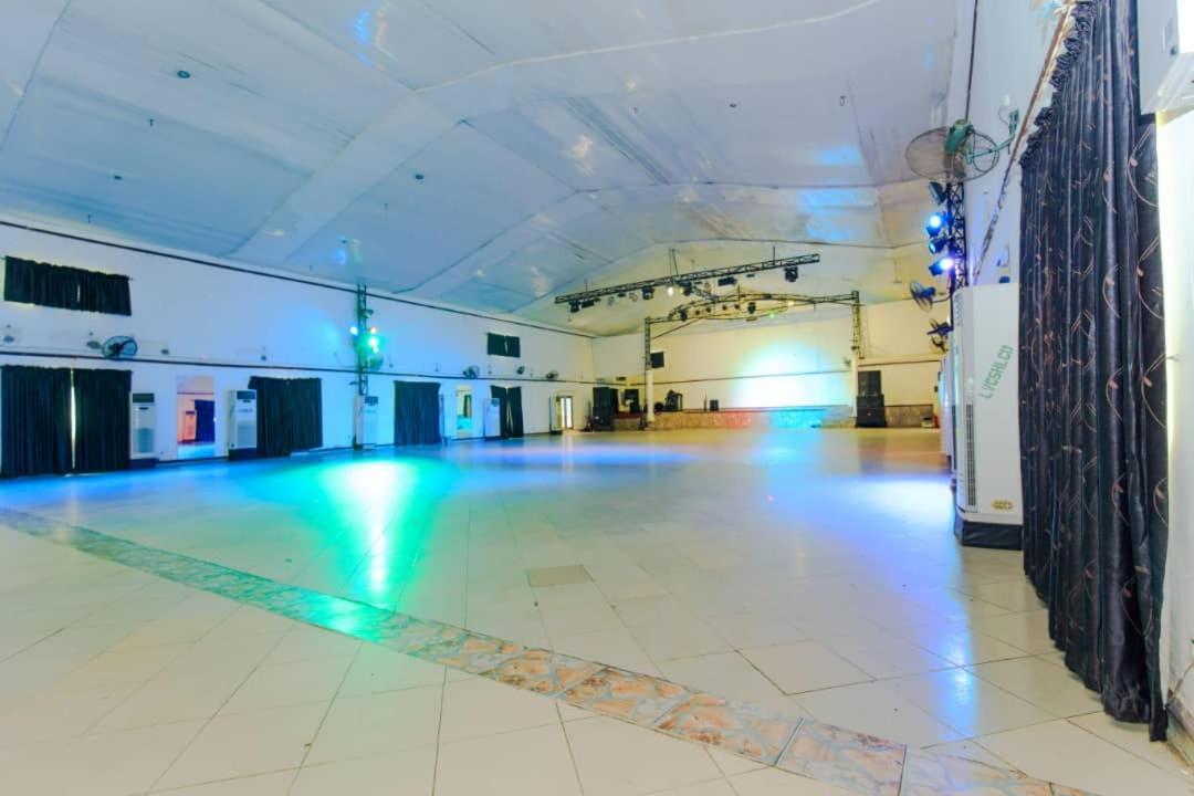 Ben Auto Hotel Lagos Zewnętrze zdjęcie