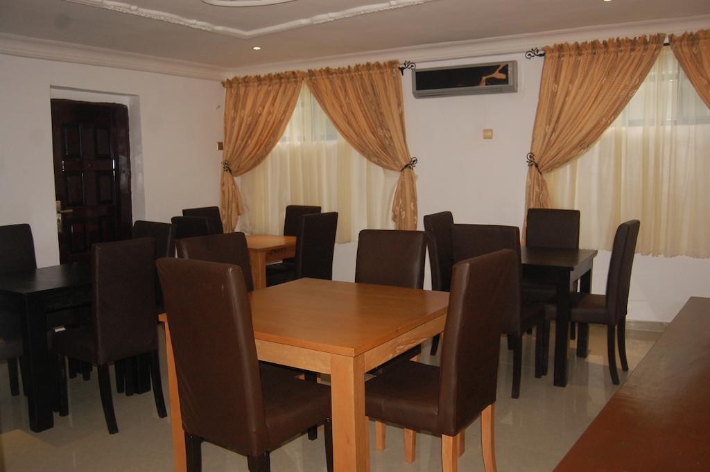 Ben Auto Hotel Lagos Zewnętrze zdjęcie